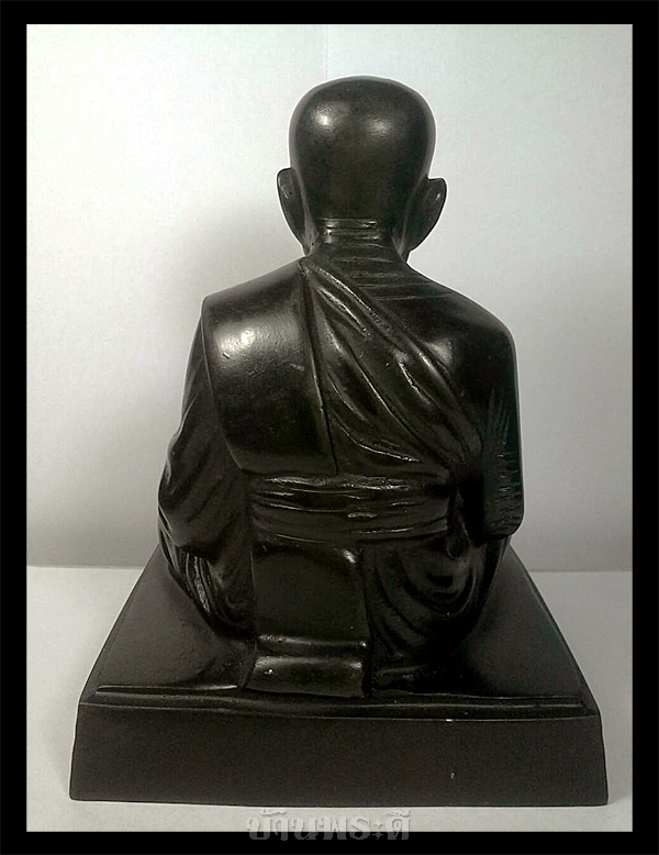 พระบูชาหลวงพ่อทวด ปี 2555 วาระแรก เนื้อทองเหลืองรมดำ วัดช้างให้ จ.ปัตตานี