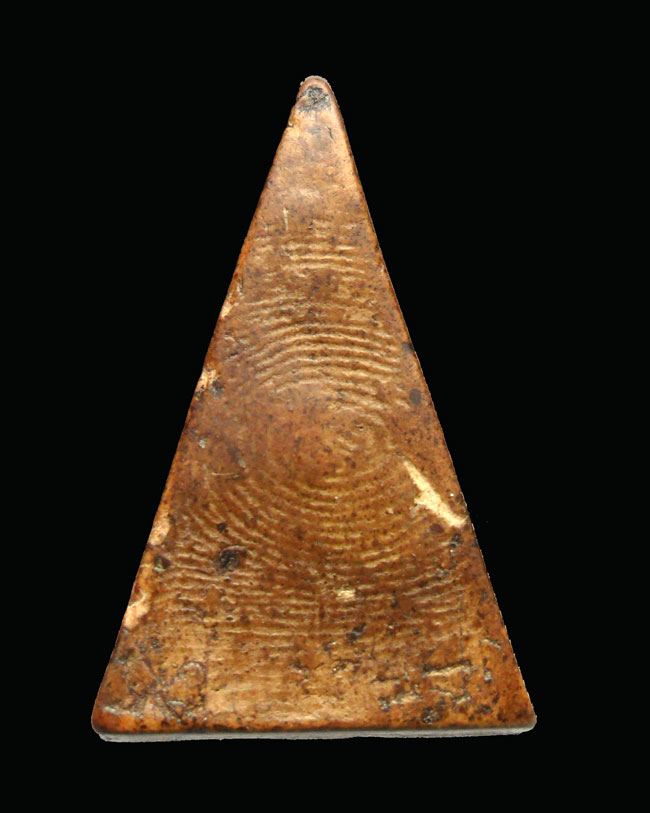 พระผงสุพรรณ พิมพ์หน้าแก่ จ.กำแพงเพชร พิมพ์นี้ขึ้นกรุที่จ.กำแพงเพชรครับ