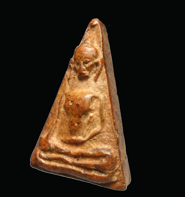 พระผงสุพรรณ พิมพ์หน้าแก่ จ.กำแพงเพชร พิมพ์นี้ขึ้นกรุที่จ.กำแพงเพชรครับ