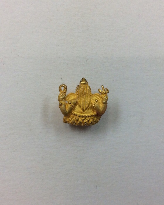 พระพิฆเนศ หลวงปู่หงษ์ พรหมปัญโญ รุ่นเพิ่มทรัพย์ เพิ่มสุข ปี53 เนื้อกะไหล่ทอง มีโค๊ด กล่องเดิม 