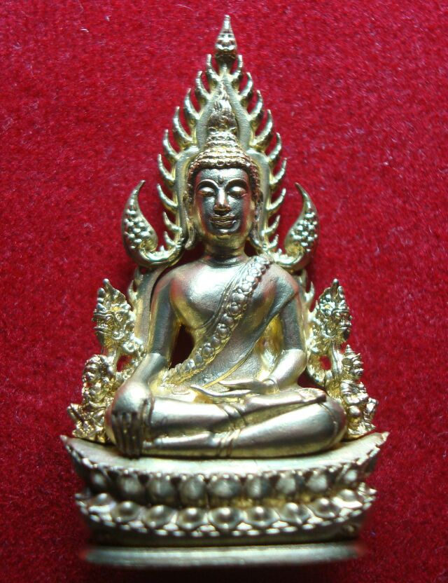 รูปหล่อพระพุทธชินราช องค์ที่ 2