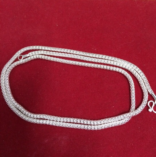 สร้อยเงิน ลายสี่เสาเหลี่ยม #สวมหัวได้ ทำจาก เงินแท้92.5% ยาว 24 นิ้ว หนักประมาณ 9 กรัม  