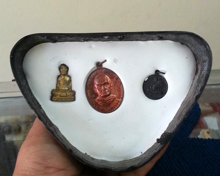 รูปหล่อบูชาหน้าตัก 5 นิ้วรุ่น 1 หลวงพ่อมี วัดม่วงคัน จ.อ่างทอง หมายเลข ๒๒๕ 