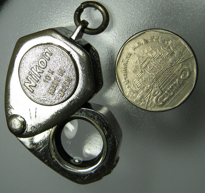 nikon รุ่นเก่า เลนส์ชั้นเดียว บอดีเงิน ชุบทองคำขาว เลนใสสาพดี ไม่มีรอย ภายนอกผ่านสนามมาเยอะ