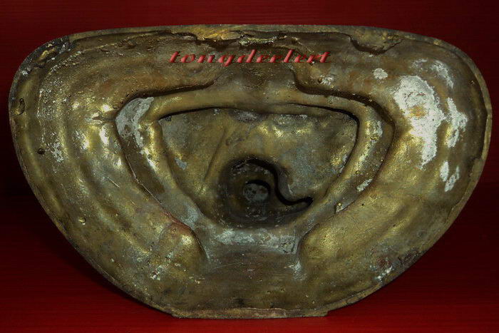 พระบูชาหลวงพ่อทอง วัดเขาตะเครา จ.เพชรบุรี รุ่นสร้างศาลาการเปรียญ หน้าตัก 5 นิ้วค่ะ