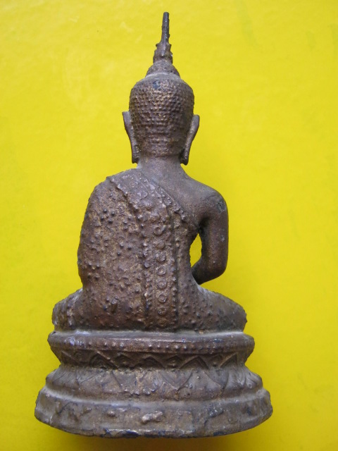 พระบูชารัตนะ เนื้อทองผสม ฐาน 12 นักษัตริย์ ดินเต็ม สภาพสมบูรณ์ครับ