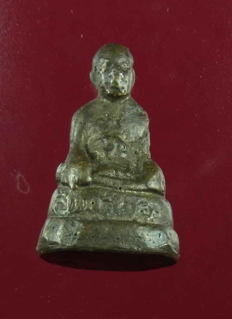 รูปหล่อโบราณ สมเด็จลุน  วันเวินชัย นครจำปาศักดิ์ สปป.ลาว องค์ที่ 2