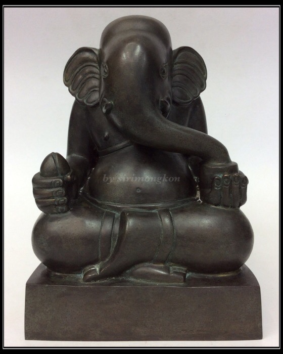 พระพิฆเนศ รุ่น 55ปี คณะสถาปัตยกรรมศาสตร์ ม.ศิลปากร ปี52 ขนาดบูชา หน้าตัก 5นิ้ว เนื้อสำริดเขียว