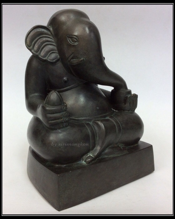 พระพิฆเนศ รุ่น 55ปี คณะสถาปัตยกรรมศาสตร์ ม.ศิลปากร ปี52 ขนาดบูชา หน้าตัก 5นิ้ว เนื้อสำริดเขียว