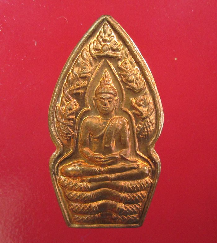 ปรกทองแดง ๑๐๕ ปี หลวงปู่หมุน สวยเดิม