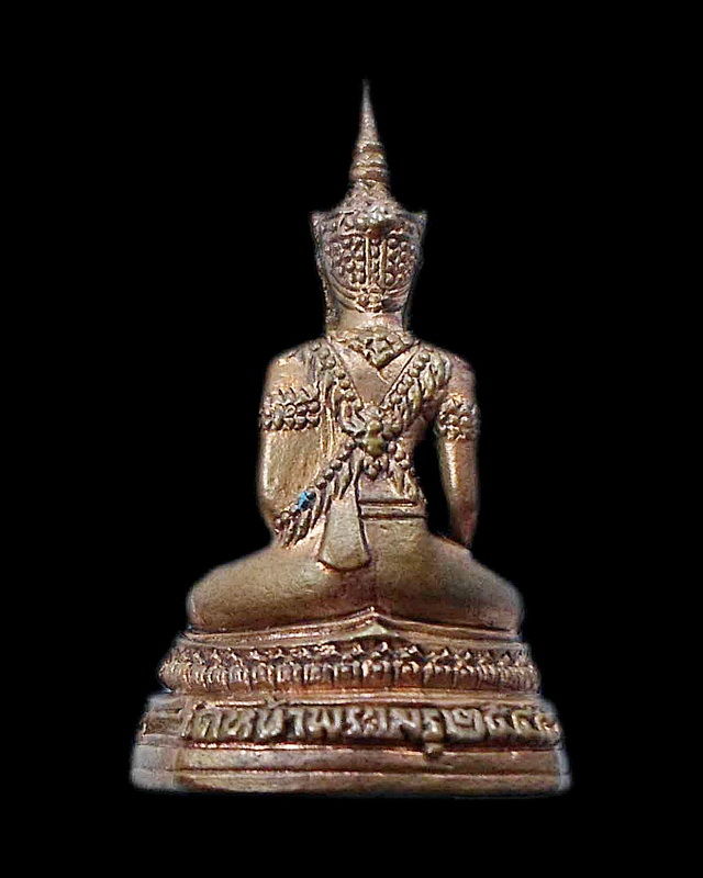 รูปหล่อหลวงพ่อพุทธนิมิต วัดหน้าพระเมรุ จ.อยุธยา ปี 2547