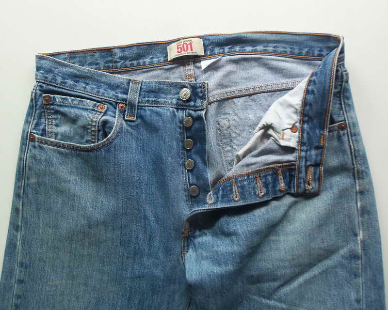 Levi's 501 straight leg button- fly W34 L30 ไซด์วัดจริง เอว 35.5 นิ้ว