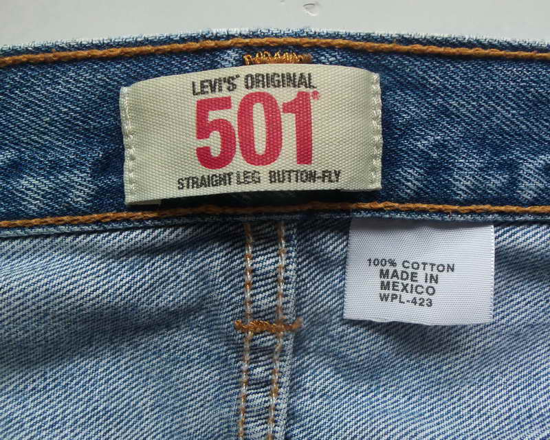 Levi's 501 straight leg button- fly W34 L30 ไซด์วัดจริง เอว 35.5 นิ้ว