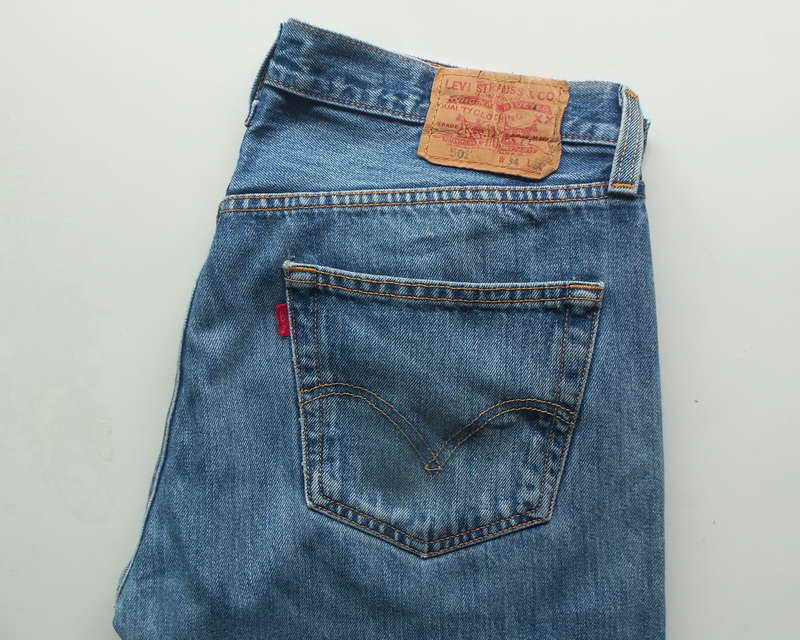 Levi's 501 straight leg button- fly W34 L30 ไซด์วัดจริง เอว 35.5 นิ้ว