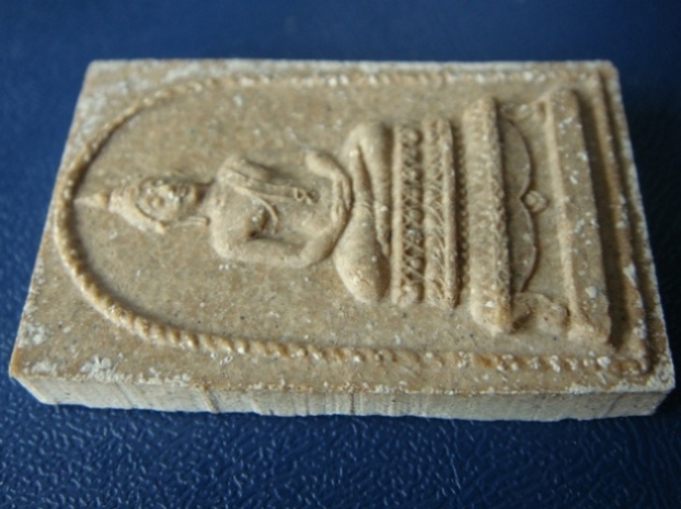 พระพุทธหลวงปู่โต๊ะ วัดประดู่ฉิมพลี รุ่นสร้างโรงเรียน เนื้อผง ปี 2517 พร้อมกล่องเดิมๆ พร้อมบัตรรับรอง