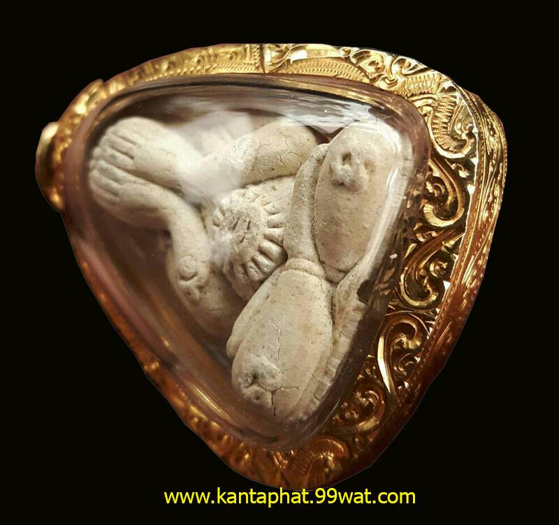 พระปิดตารวยทันใจ เนื้อผงงาช้าง หลวงปู่หมุนวัดบ้านจาน