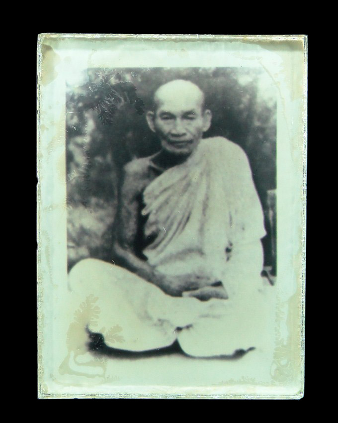 รูปถ่ายหลวงพ่อเคลือบ วัดหนองกระดี่ อุทัยธานี