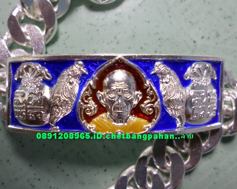 เลสหลวงพ่อรวย วัดตะโก ๔ บาทลงยา ปี๕๗ รุ่นไตรมาส๙๓ เข้าแถวจำกัดจำนวนเช่าครับ ป้ายแดง