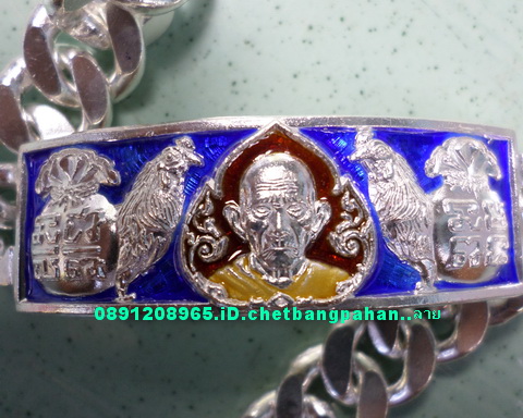 เลสหลวงพ่อรวย วัดตะโก ๔ บาทลงยา ปี๕๗ รุ่นไตรมาส๙๓ เข้าแถวจำกัดจำนวนเช่าครับ ป้ายแดง