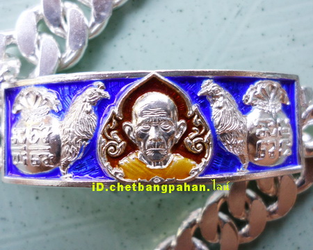 เลสหลวงพ่อรวย วัดตะโก ๔ บาทลงยา ปี๕๗ รุ่นไตรมาส๙๓ เข้าแถวจำกัดจำนวนเช่าครับ ป้ายแดง