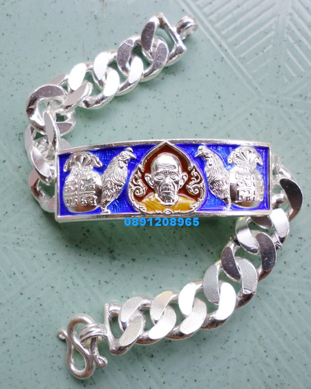 เลสหลวงพ่อรวย วัดตะโก ๔ บาทลงยา ปี๕๗ รุ่นไตรมาส๙๓ เข้าแถวจำกัดจำนวนเช่าครับ ป้ายแดง