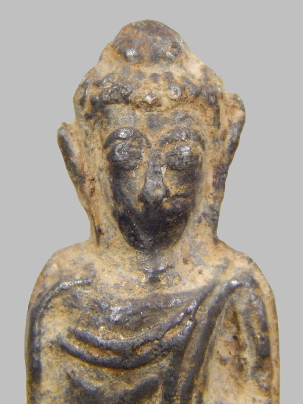 พระอู่ทองนั่งฐานผ้าทิพย์ กรุวัดเทวสังฆาราม จ.กาญจนบุรี