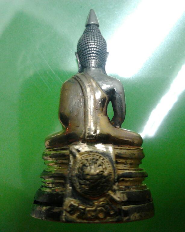 หลวงพ่อโสธร 80ปีกรมตำรวจ เนื้อเงินชุบสามกษัตริย์ หมายเลข14017