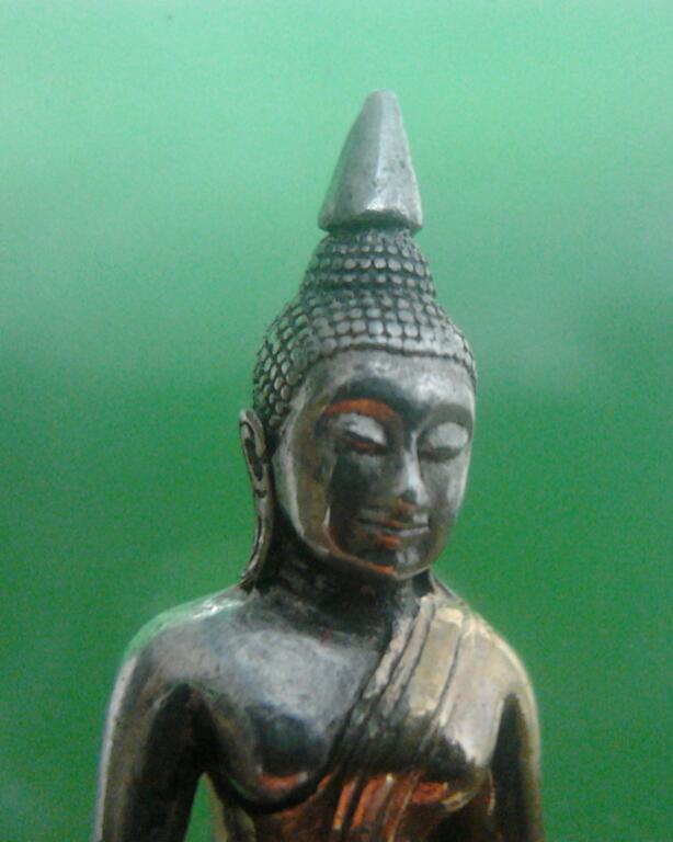 หลวงพ่อโสธร 80ปีกรมตำรวจ เนื้อเงินชุบสามกษัตริย์ หมายเลข14017