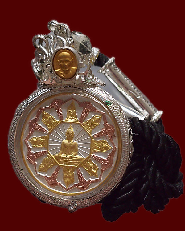 เหรียญล็อคเก็ตพระเจ้าสิบทัศน์  เพลวงพ่อพูล อตฺตรกฺโข  วัดไผ่ล้อม จ.นครปฐม  สร้างน้อยหายาก  พร้อมสร้อ