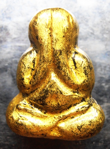 ปิดตาเงินใหลมาหลวงปู่หมุน ฝังตระกรุด ออกวัดซับลำใย จารปากกาสวยๆครับ