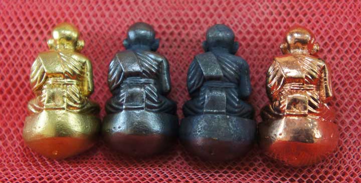หลวงปู่ทวด พิมพ์เบ้าทุบ 4 องค์ เนื้อเปียกทอง เนื้อนวะ เนื้อผิวไฟ เนื้อสตางค์เเดง วัดในหาน อ.นอง อ.ทอ
