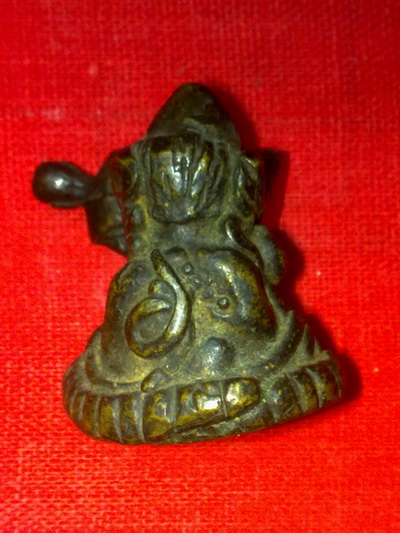 รูปหล่ออุปคุตเนื้อสัมฤทธิ์