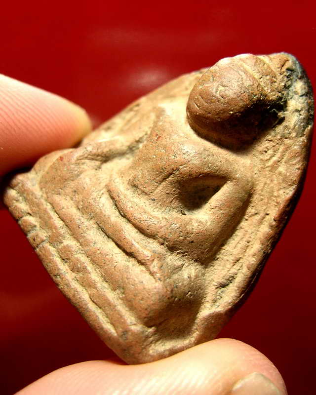 หลวงพ่อโตกรุบางกระทิงปางมารวิชัยมีหน้าตา จมูก หู สภาพสวยกริ๊ป