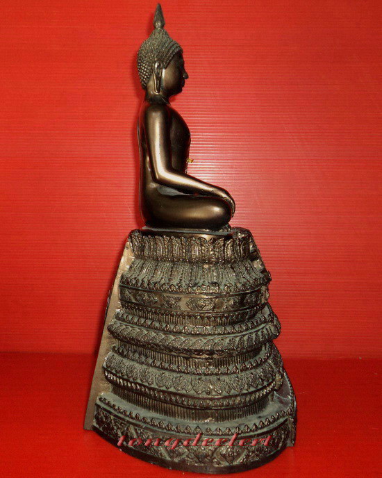 พระพุทธทศพลปทีปพลีผลมงคล(หลวงพ่อเหลือ รุ่น 1) วัดปทีปพลีผล ฐานสูง สวยมากค่ะ