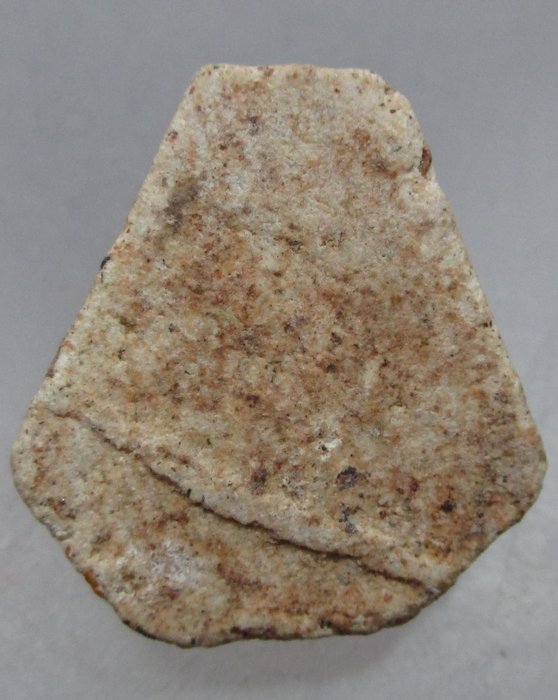 พระปิดตาเนื้อผงบรรจุกรุ ไม่ทราบที่ครับ