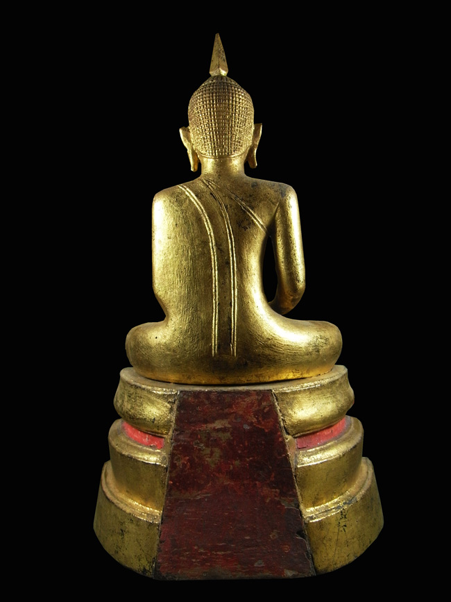 พระไม้บูชาสมัยอยุธยา พิมพ์สมาธิ ลงรักปิดทองทาชาด หน้าตัก 5 นิ้ว