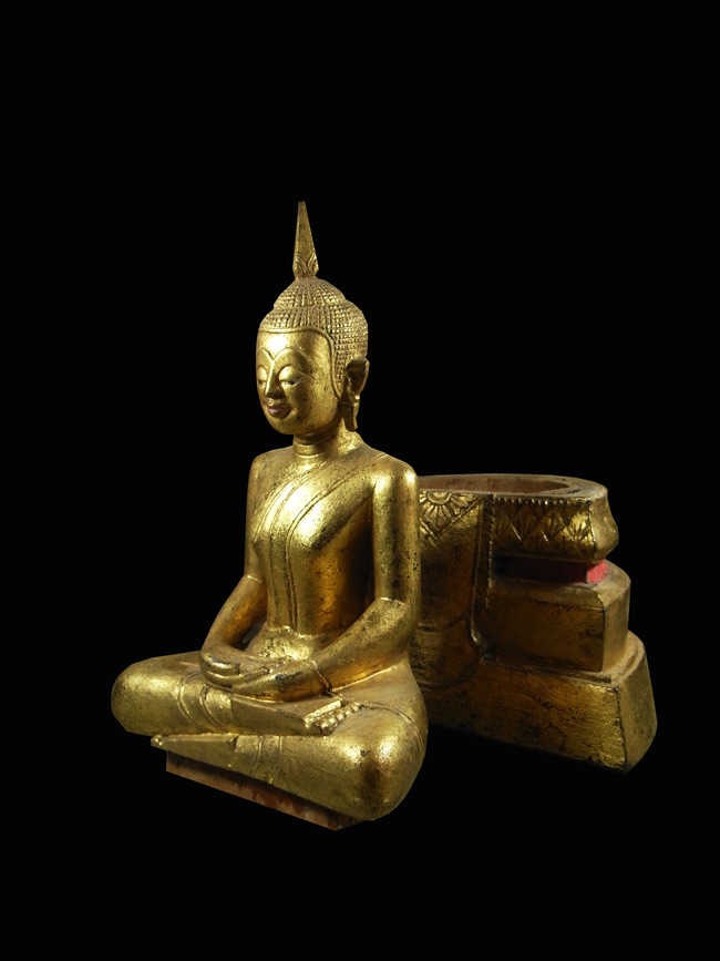 พระไม้บูชาสมัยอยุธยา พิมพ์สมาธิ ลงรักปิดทองทาชาด หน้าตัก 5 นิ้ว