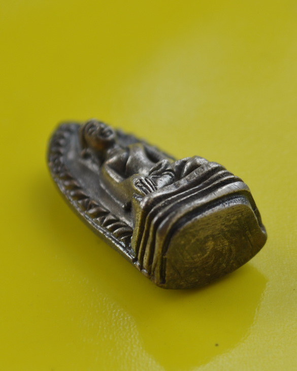 พระรอดเขมโกหลวงพ่อเกษม เขมโก