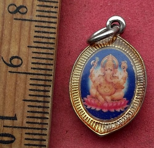 วัดใจเริ่ม 10 บาท กับ ล็อกเก็ตสมเด็จพระจุลจอมเกล้าเจ้าอยู่หัว  ....AH390