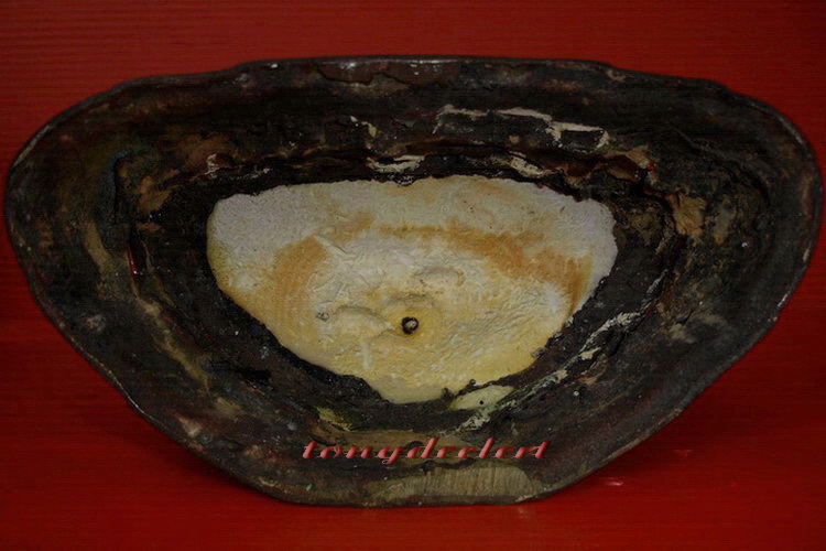 พระพุทธชินราชบูชา สำนักพุทธรัตนประทีป เนื้อทองผสม ตามุก หล่อดินไทย ผิวหิ้งเดิม ๆ ค่ะ