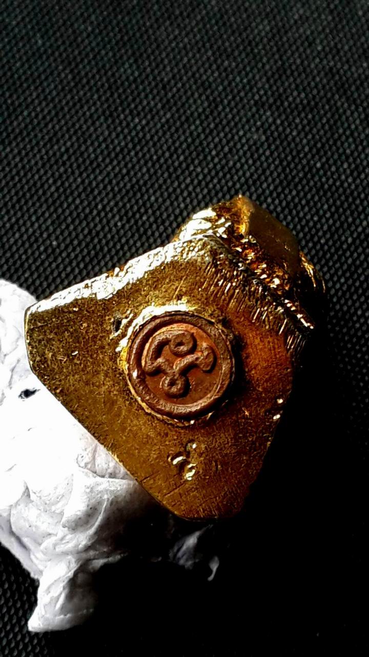 รูปหล่ออุดกริ่งหลวงพ่อแพ วัดพิกุลทอง จ.สิงห์บุรี