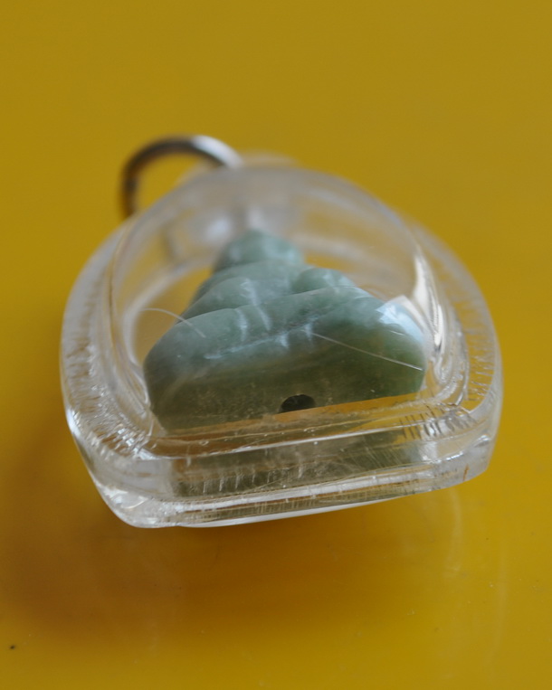 พระสังกัจจายย์เนื้อหยกแกะ หลวงปู่ชื้น วัดญาณเสน