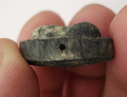 พระปิดตาหลวงปู่โต๊ะ(วัดศาลาครืน)พิมพ์เล็กข้างกนกมีตะกรุดครับ