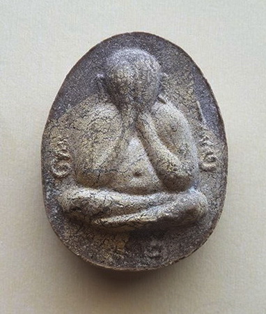 พระปิดตาหลวงปู่โต๊ะ(วัดศาลาครืน)ปิดทองกรรมการเนื้อเกสร มีตะกรุดครับ