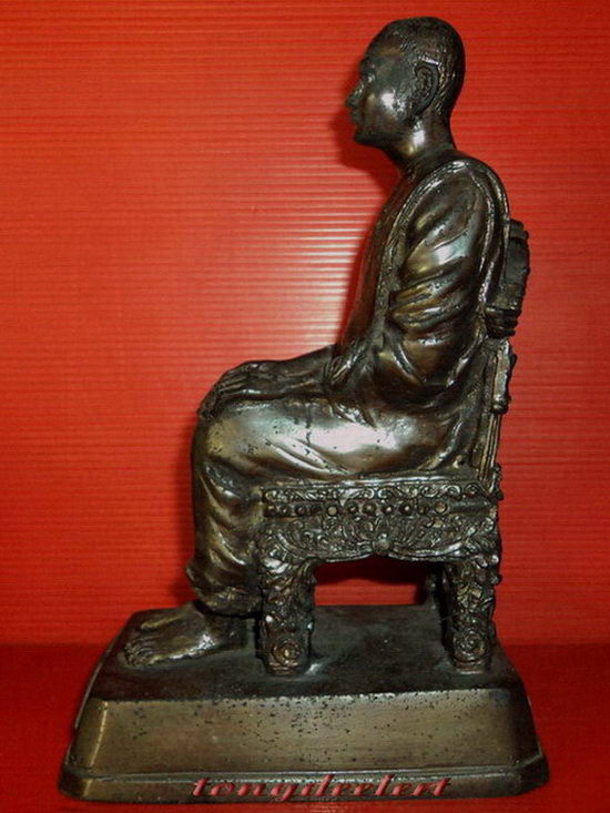 รูปหล่อบูชาหลวงปู่เทพโลกอุดร สูง 8.5 นิ้ว สวยมากค่ะ