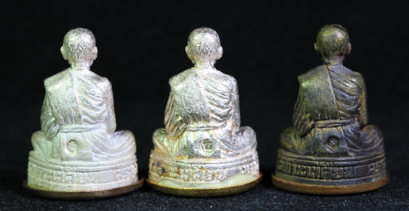 รูปหล่อ 7 รอบ กรรมการชุดใหญ่ 1 ใน 50 พร้อมกล่องเดิม ครบชุดครับ