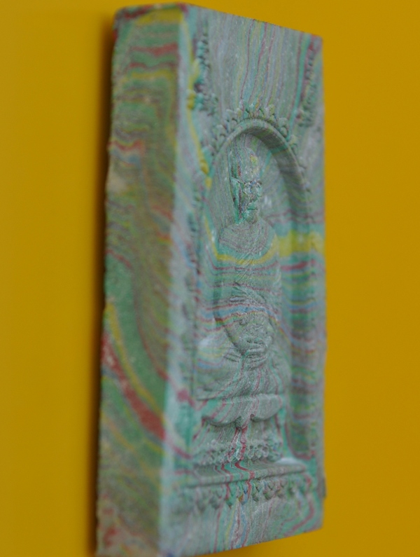 พระสมเด็จสายรุ้งหลังรูปเหมือนหลวงพ่อจรัญ วัดอัมพวัน