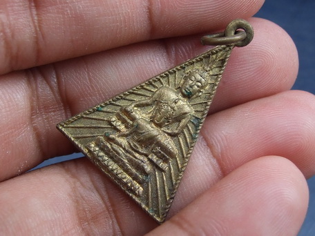 เหรียญพระพุทธซ้อน ล.ป.ดู่ วัดสะแก อยุธยา พิมพ์เดียวกับเนื้อผง หายาก