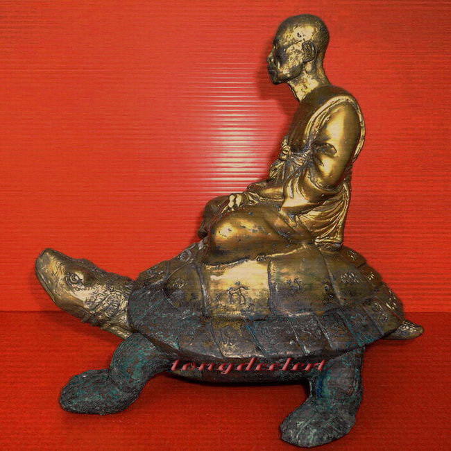 รูปเหมือนบูชาหลวงปู่หลิวนั่งเต่า วัดไทรทอง ฉลองอายุ 90 ปี สีทอง แจกกรรมการ หายากค่ะ