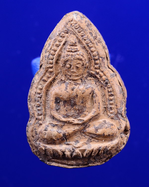 ชินราชเนื้อดินพิมพ์เข่าโต หลวงพ่อเงิน วัดดอนยายหอม นครปฐม ปี2510